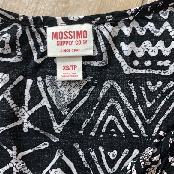 Aztec Blouse - Picture 3 of 3